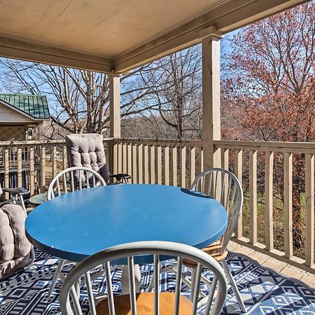Lake Lure Studio With Private Balcony And Pool Access! Luaran gambar