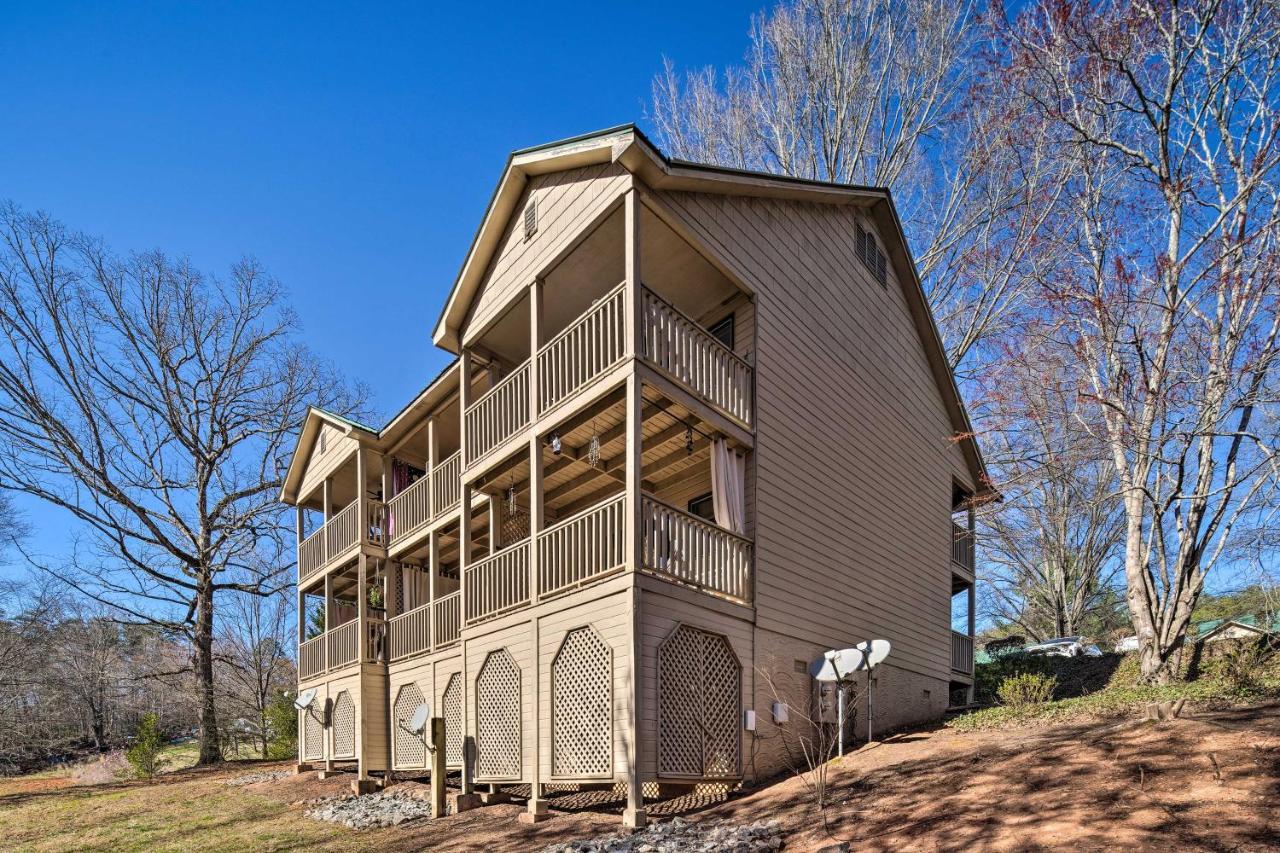 Lake Lure Studio With Private Balcony And Pool Access! Luaran gambar